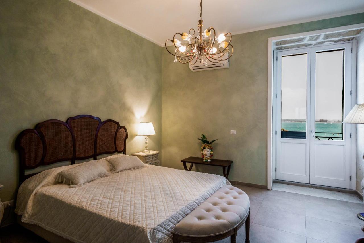 Dimora Di Ulisse Sea View Holiday Apartment Syracuse Exterior photo